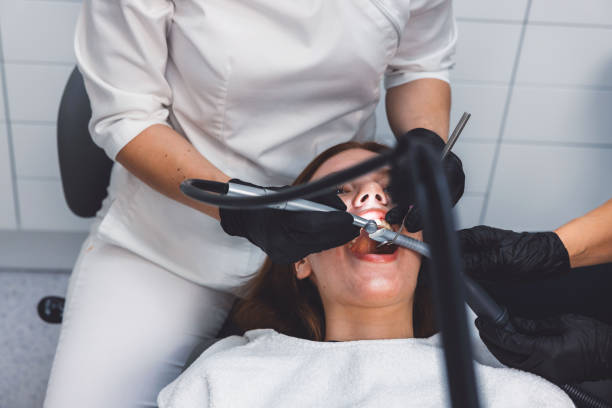 Emergency Gum Pain Relief in FL